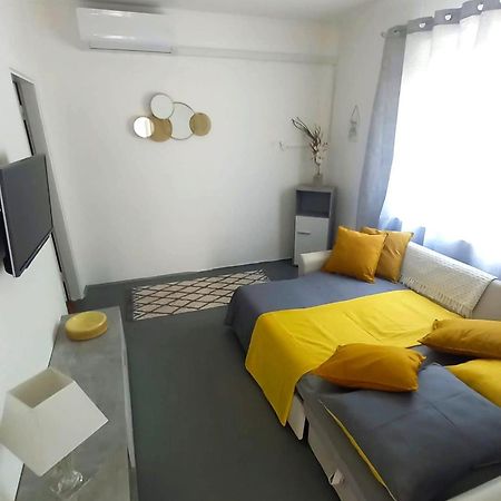 Bona Vera Ražanac Exterior foto